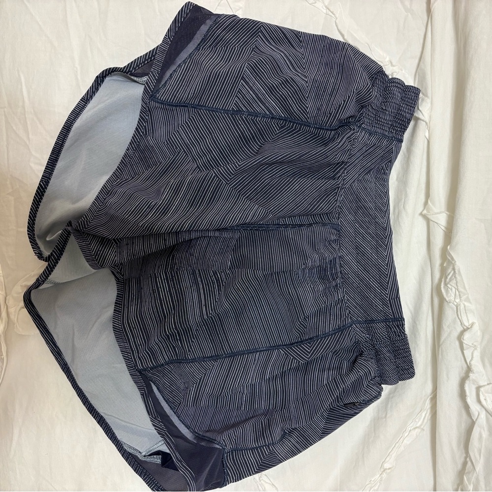 Lululemon shorts. Hotty hot style 4” inseam. Size 6
